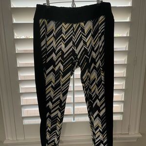 Zenergy By Chico’s patterned leggings, size 3(XL)